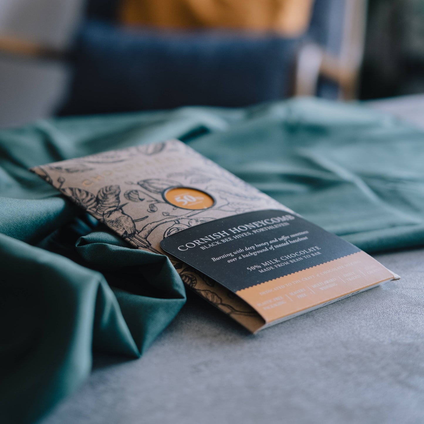 Chocolarder Cornish Honeycomb 50% Milk Chocolate Bar