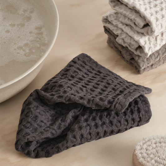 Organic Waffle Wash Cloth - Dark Grey