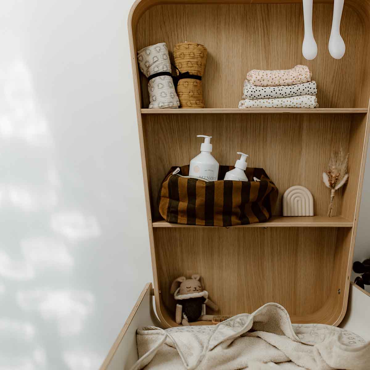 Vic Wash Bag - Cumin Stripes