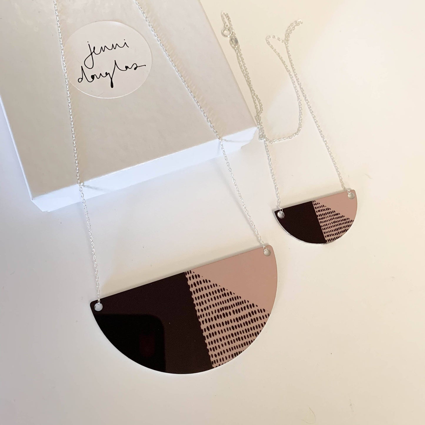 Jenni Douglas Large Connect Arc Necklace