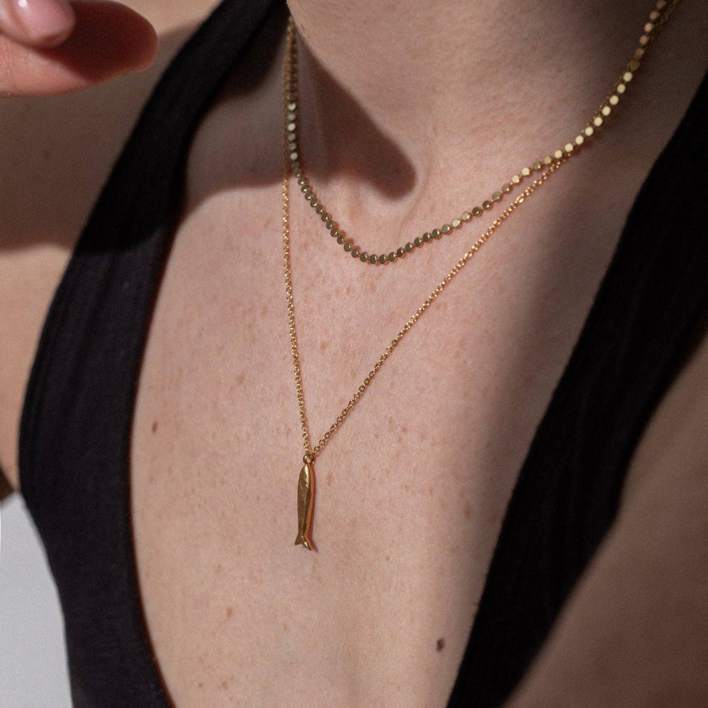 One & Eight Minnow Necklace - Gold