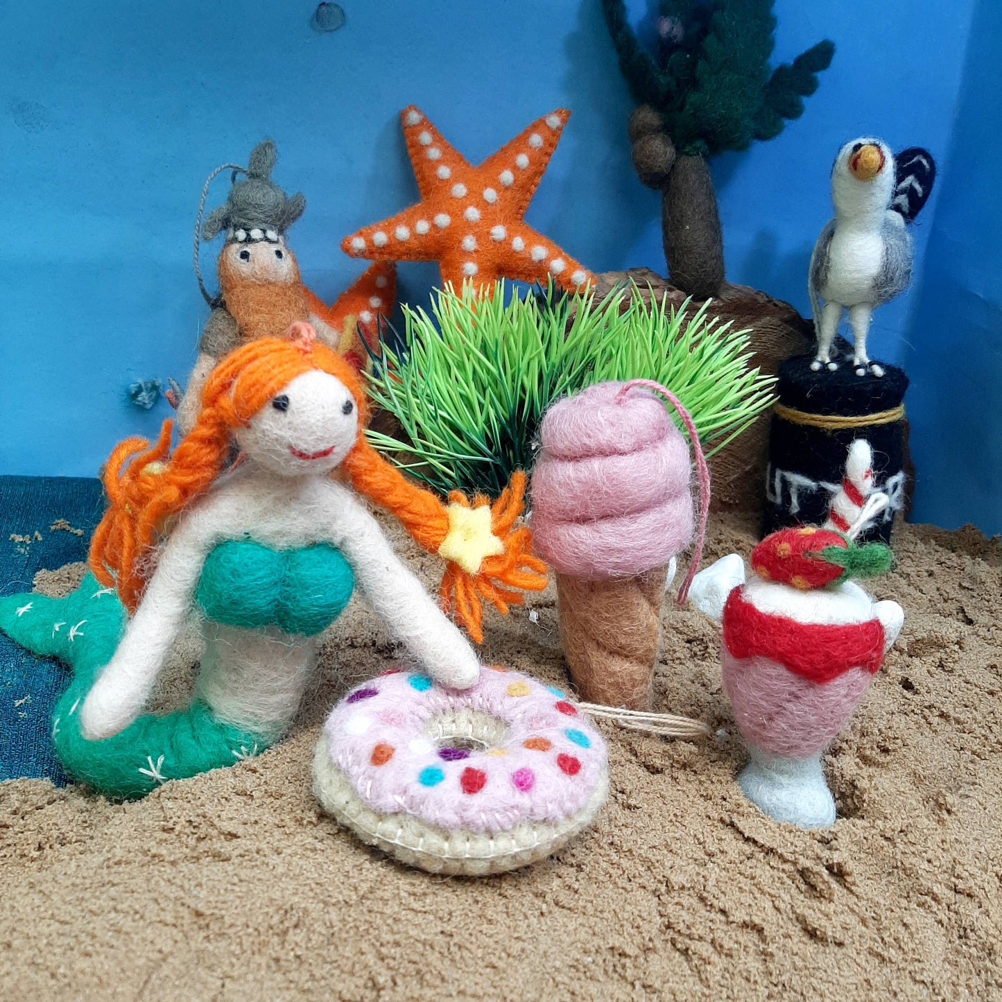 Felt So Good Magical Mermaids Hanging Decorations: River (Blue)
