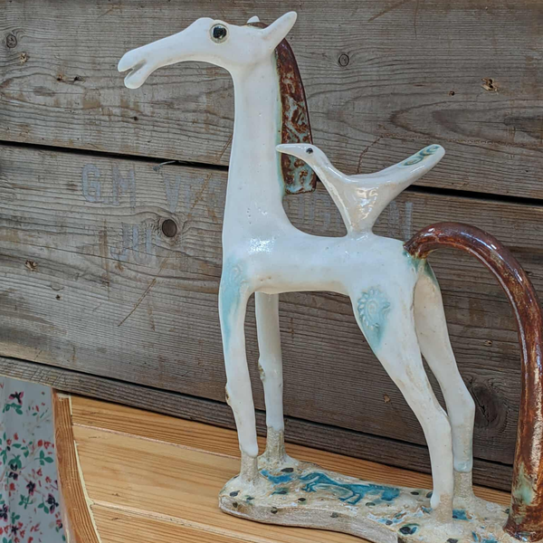 White Horse With Bird On Back - SS138
