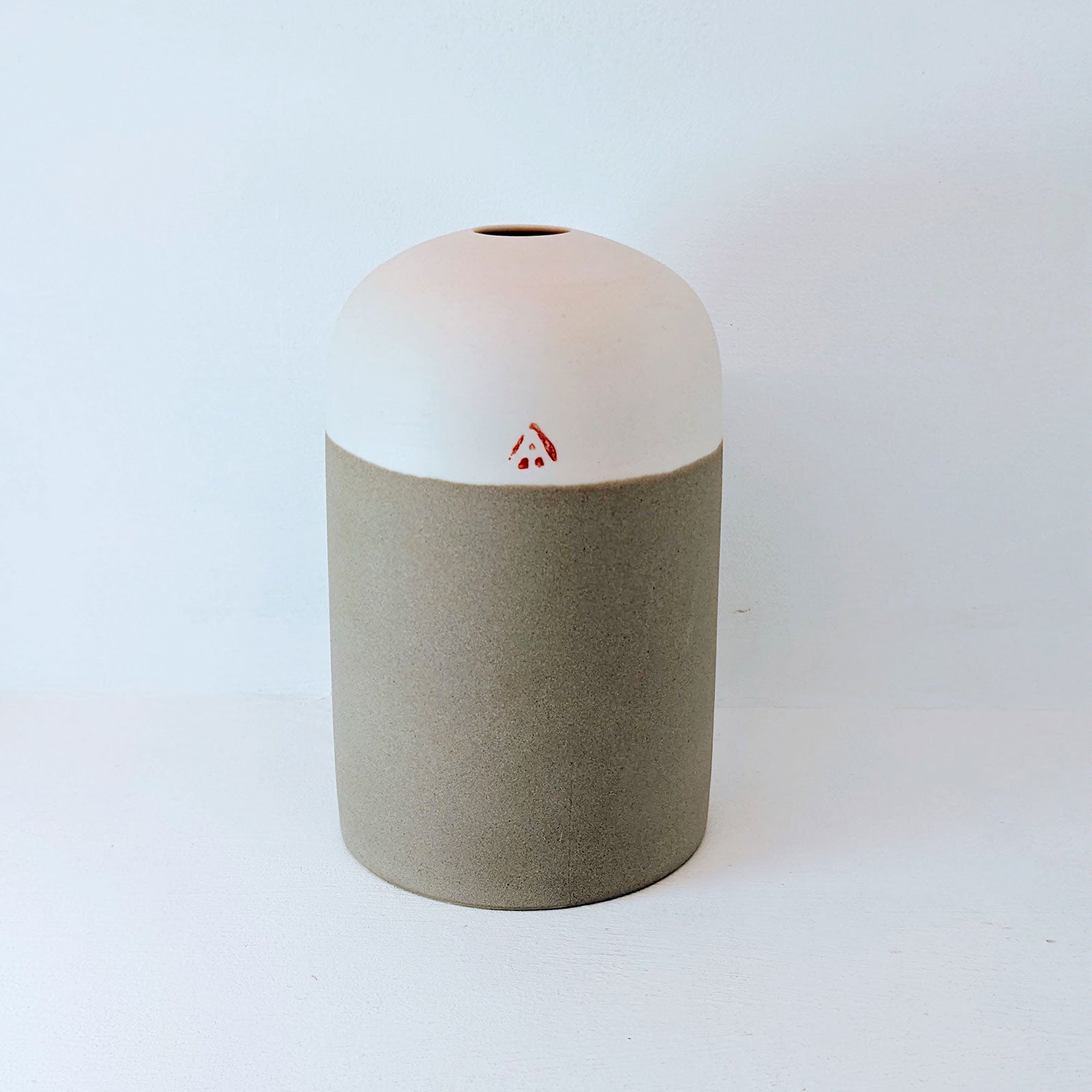 Ali Tomlin Domed Vase