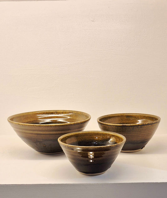 Lucy Turner Medium Bowl - Brown & Gold