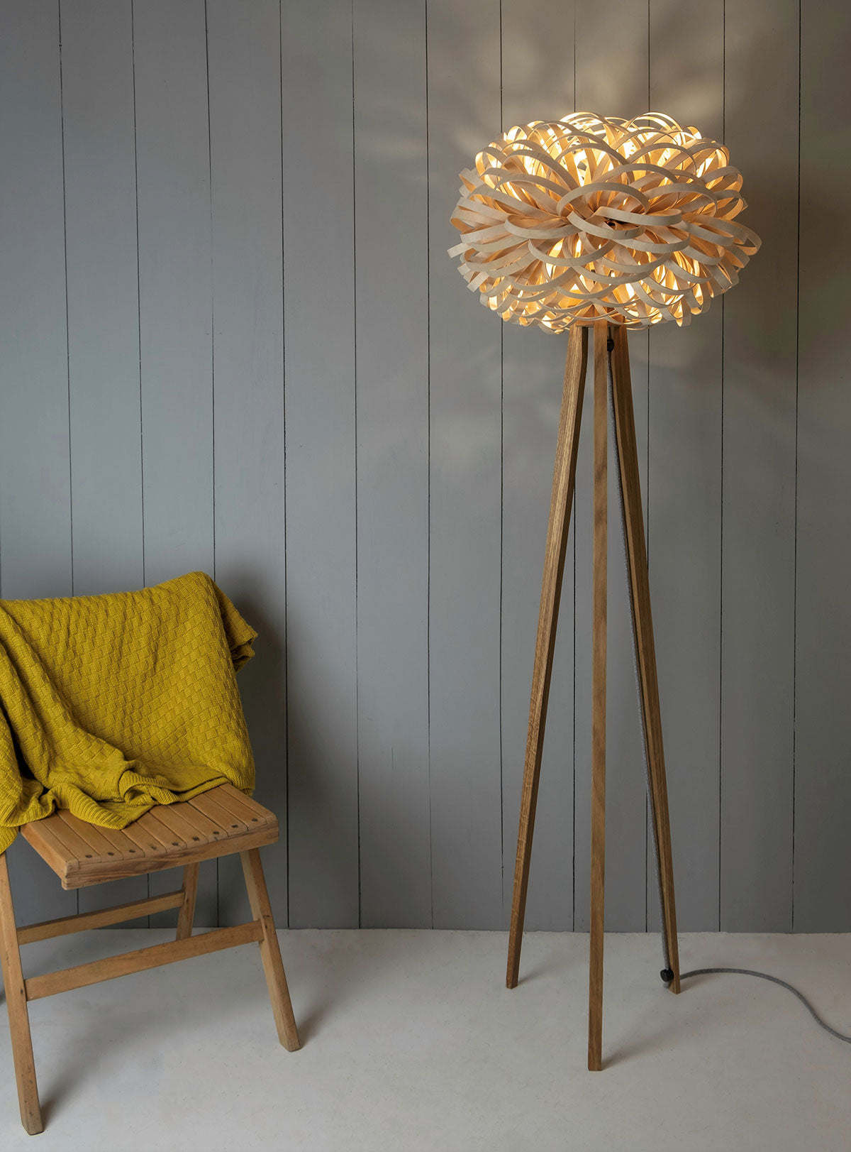 Stuart Lamble Allium Floor lamp