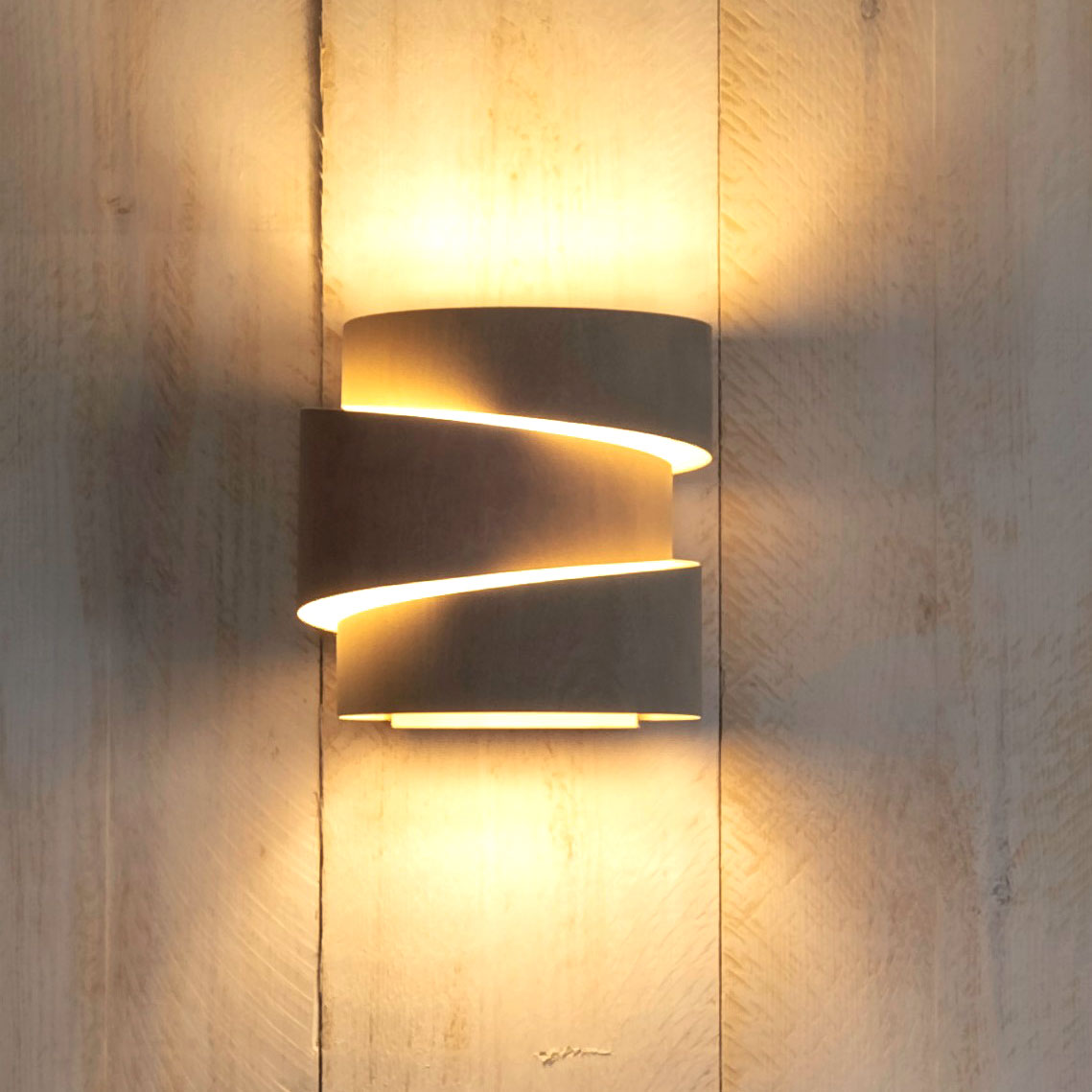Stuart Lamble Stepp Wall Light